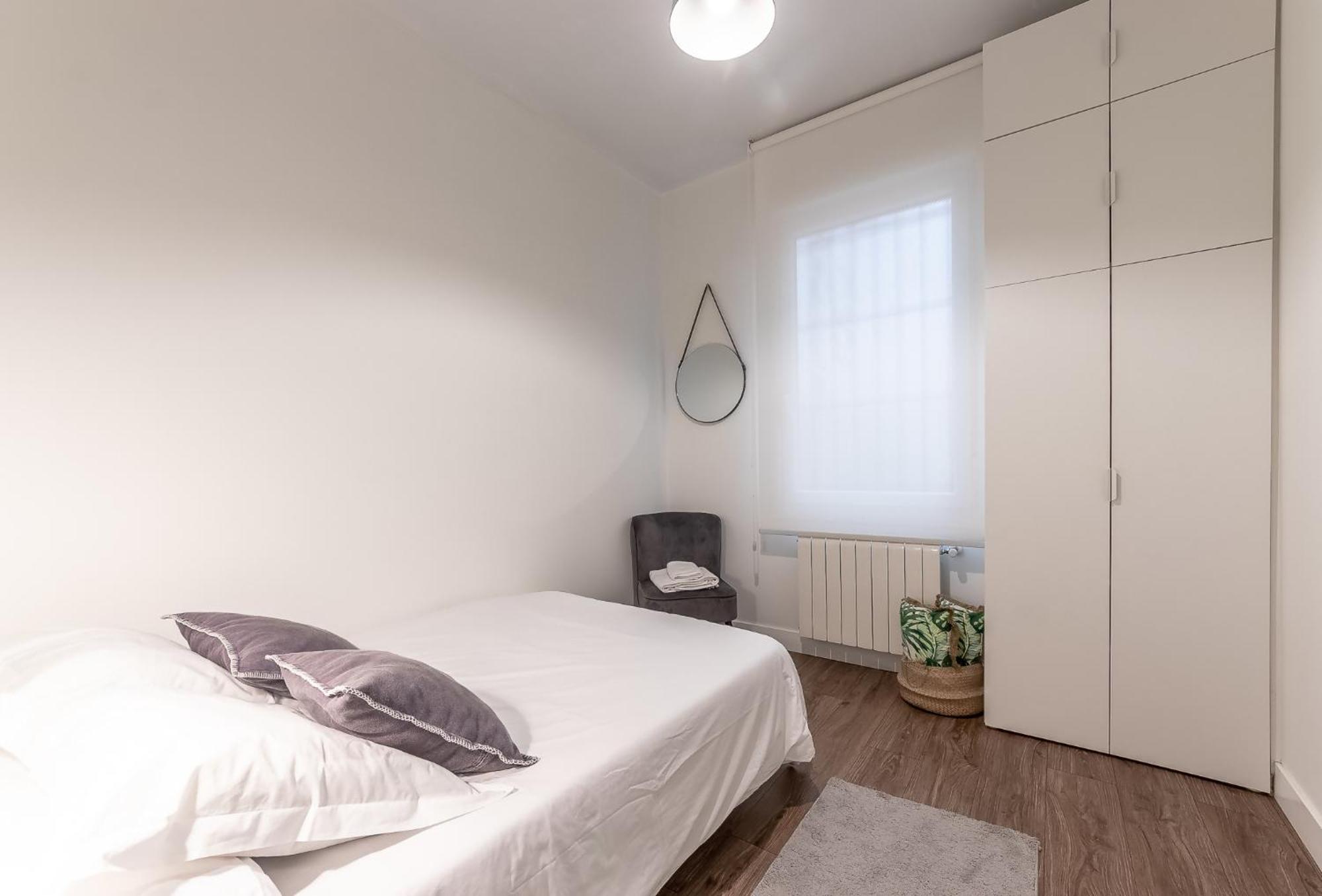 Homeloving Apartment Bilbao Centre With Parking Luaran gambar