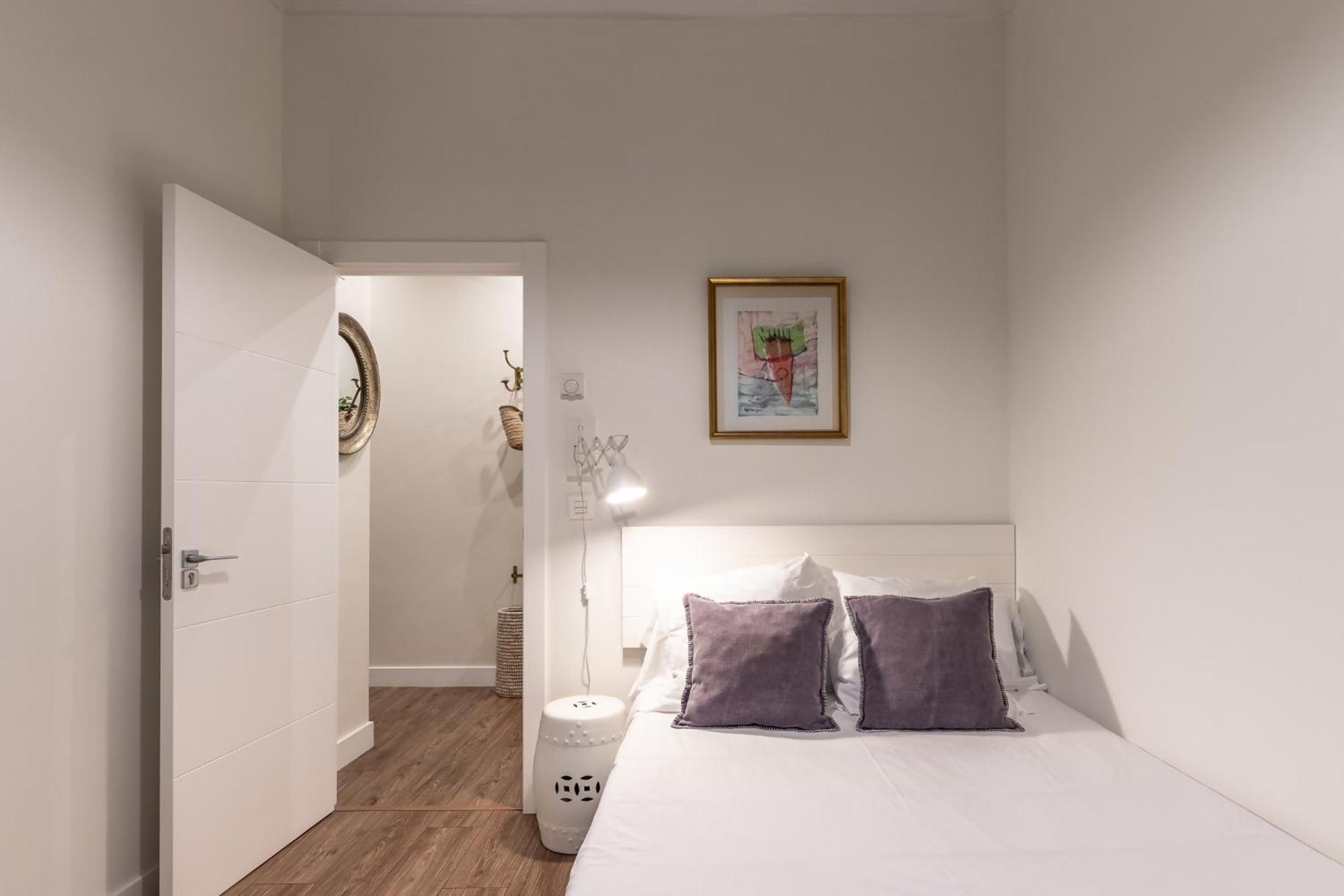 Homeloving Apartment Bilbao Centre With Parking Luaran gambar