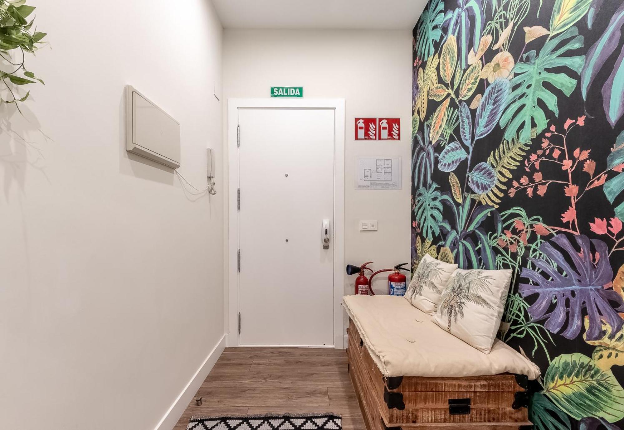 Homeloving Apartment Bilbao Centre With Parking Luaran gambar